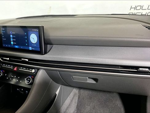 Used 2025 Hyundai Sonata SEL FWD image 12