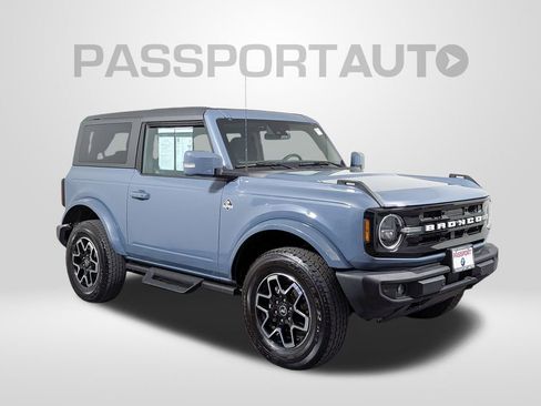 Used 2023 Ford Bronco Outer Banks image 8
