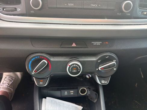 Used 2019 Kia Rio LX FWD image 5