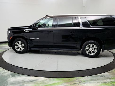 Used 2022 GMC Yukon XL SLE w/ Max Trailering Package image 8