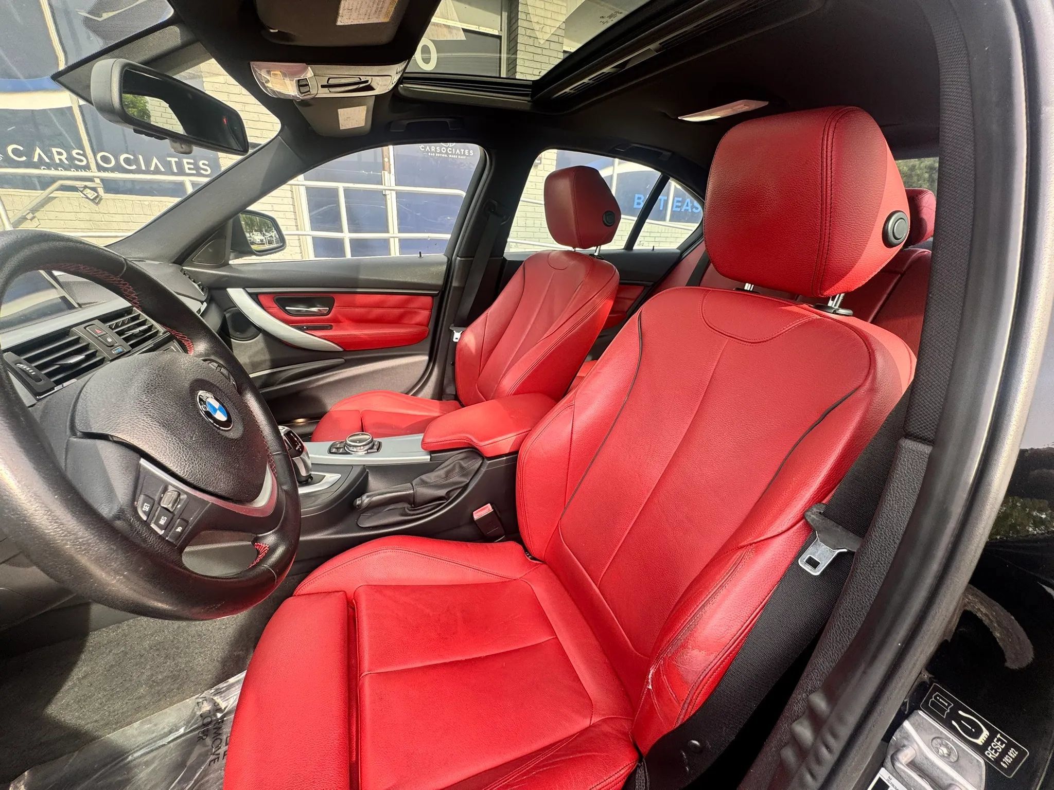 Used 2015 BMW 328i Sedan RWD image 18
