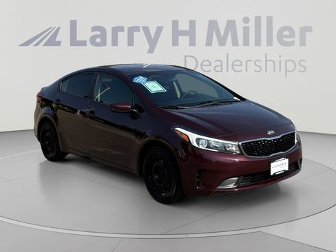 Used 2018 Kia Forte LX FWD image 7