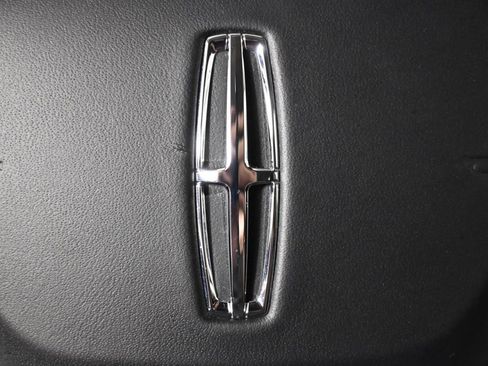 New 2026 Lincoln Aviator Reserve AWD/4WD image 36
