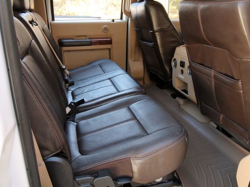 Used 2015 Ford F250 King Ranch w/ FX4 Off-Road Package image 44