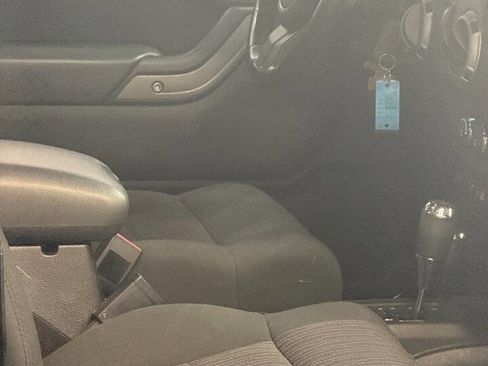 Used 2011 Jeep Wrangler Sport AWD/4WD image 10