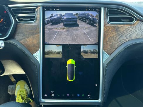 Used 2018 Tesla Model X 75D image 52