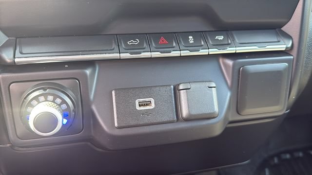 Used 2020 GMC Sierra 3500 2WD Regular Cab w/ Convenience Package image 23