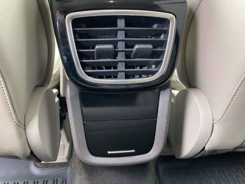 Certified 2022 Lincoln Nautilus AWD w/ Premium Package image 19