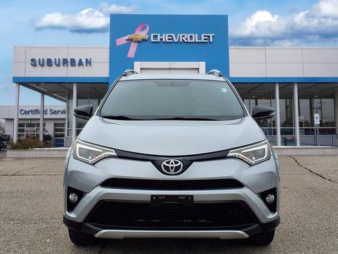 Used 2016 Toyota RAV4 SE image 2