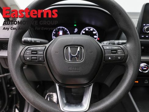 Used 2023 Honda CR-V EX image 10