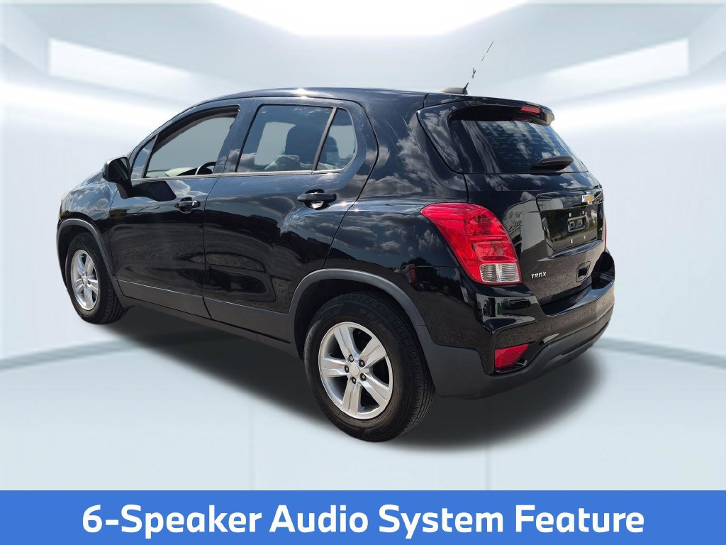 Used 2020 Chevrolet Trax LS FWD image 4