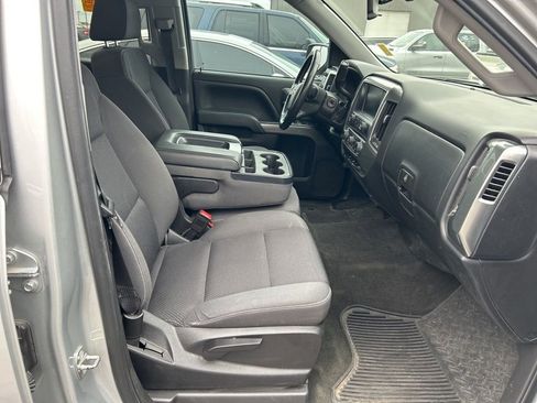 Used 2018 Chevrolet Silverado 1500 LT w/ All Star Edition image 24