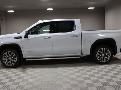 New 2026 GMC Sierra 1500 Denali w/ Denali Reserve Package image 8