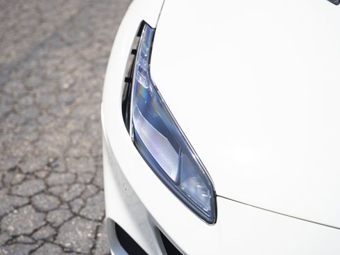 Used 2023 Ferrari Portofino M RWD image 17