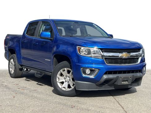 Used 2018 Chevrolet Colorado LT w/ LT Convenience Package image 2