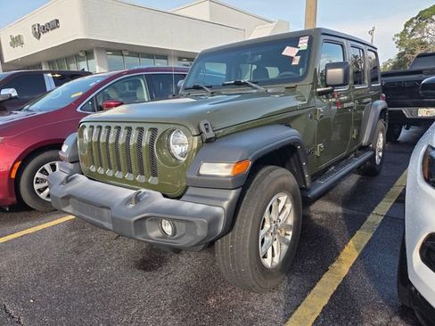 Used 2023 Jeep Wrangler Unlimited Sport AWD/4WD image 3