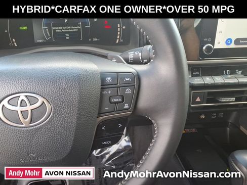Used 2025 Toyota Camry SE FWD image 26