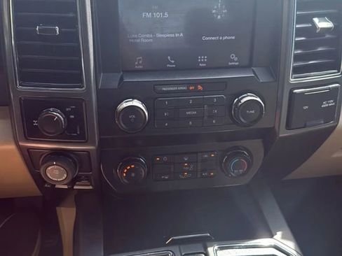 Used 2019 Ford F150 XLT w/ Equipment Group 301A Mid RWD image 16