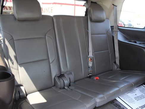 Used 2016 GMC Yukon Denali RWD image 14