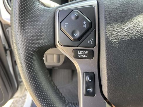 Used 2023 Toyota Tacoma SR5 RWD image 31