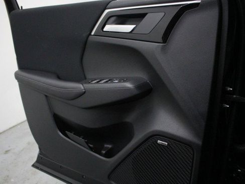 New 2026 Mitsubishi Outlander ES image 15