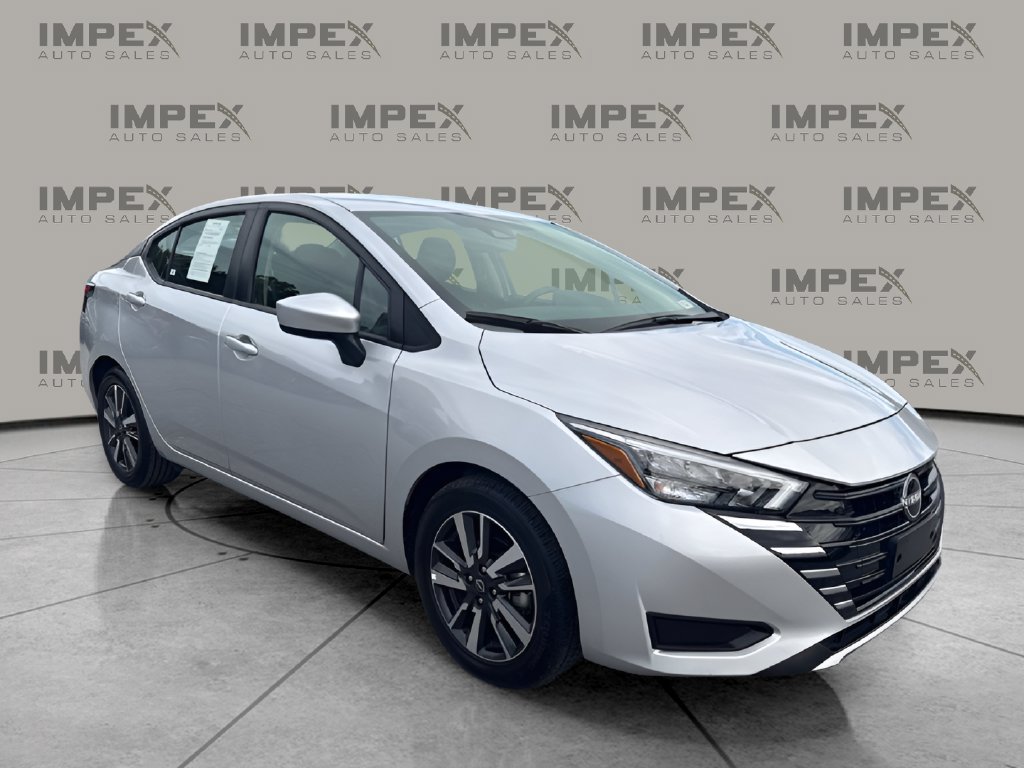 Used 2025 Nissan Versa SV FWD image 7