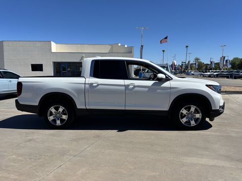 Used 2025 Honda Ridgeline RTL image 5