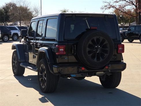 Used 2021 Jeep Wrangler Unlimited Sahara image 17