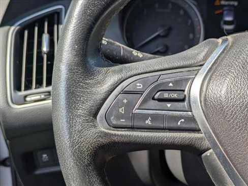 Used 2019 INFINITI Q50 Luxe image 11