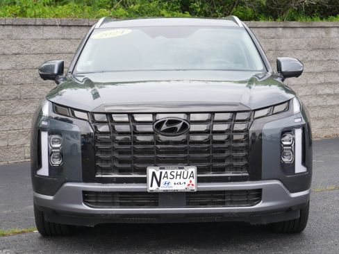 Used 2024 Hyundai Palisade Limited AWD/4WD image 2