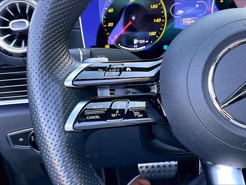 Used 2023 Mercedes-Benz E 450 Cabriolet image 20