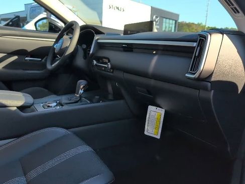 New 2026 MAZDA CX-50 Meridian Edition w/ Weather Package image 30