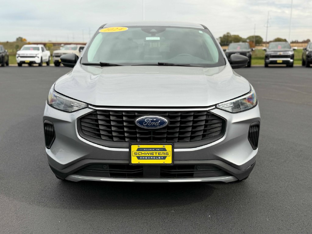 Used 2024 Ford Escape Active FWD image 2