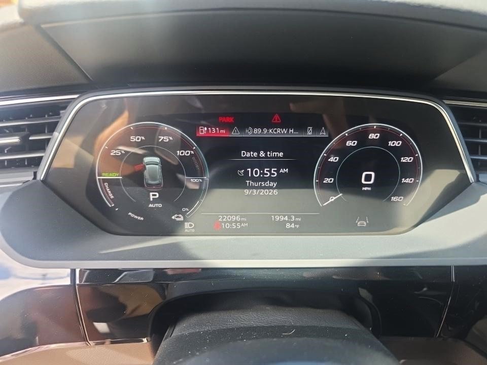 Used 2024 Audi Q8 e-tron Premium AWD/4WD image 9