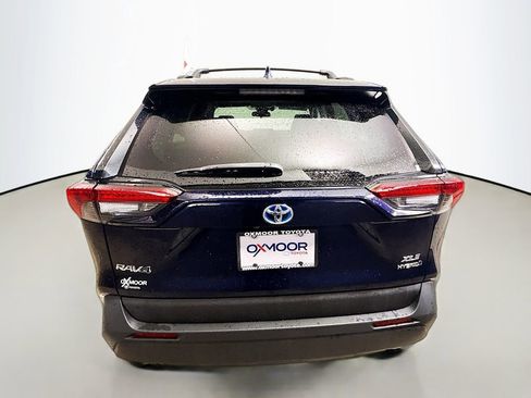 Certified 2022 Toyota RAV4 XLE Premium image 24