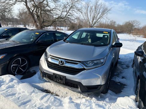 Used 2019 Honda CR-V LX image 9