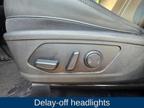 Used 2022 Kia Sorento S w/ Panoramic Sunroof Package FWD image 18