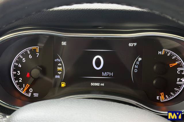 Used 2022 Jeep Grand Cherokee Laredo X AWD/4WD image 31