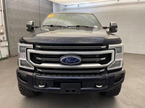 Used 2022 Ford F350 Platinum w/ Tremor Off-Road Package AWD/4WD image 3
