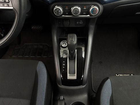 Used 2025 Nissan Versa SV FWD image 14