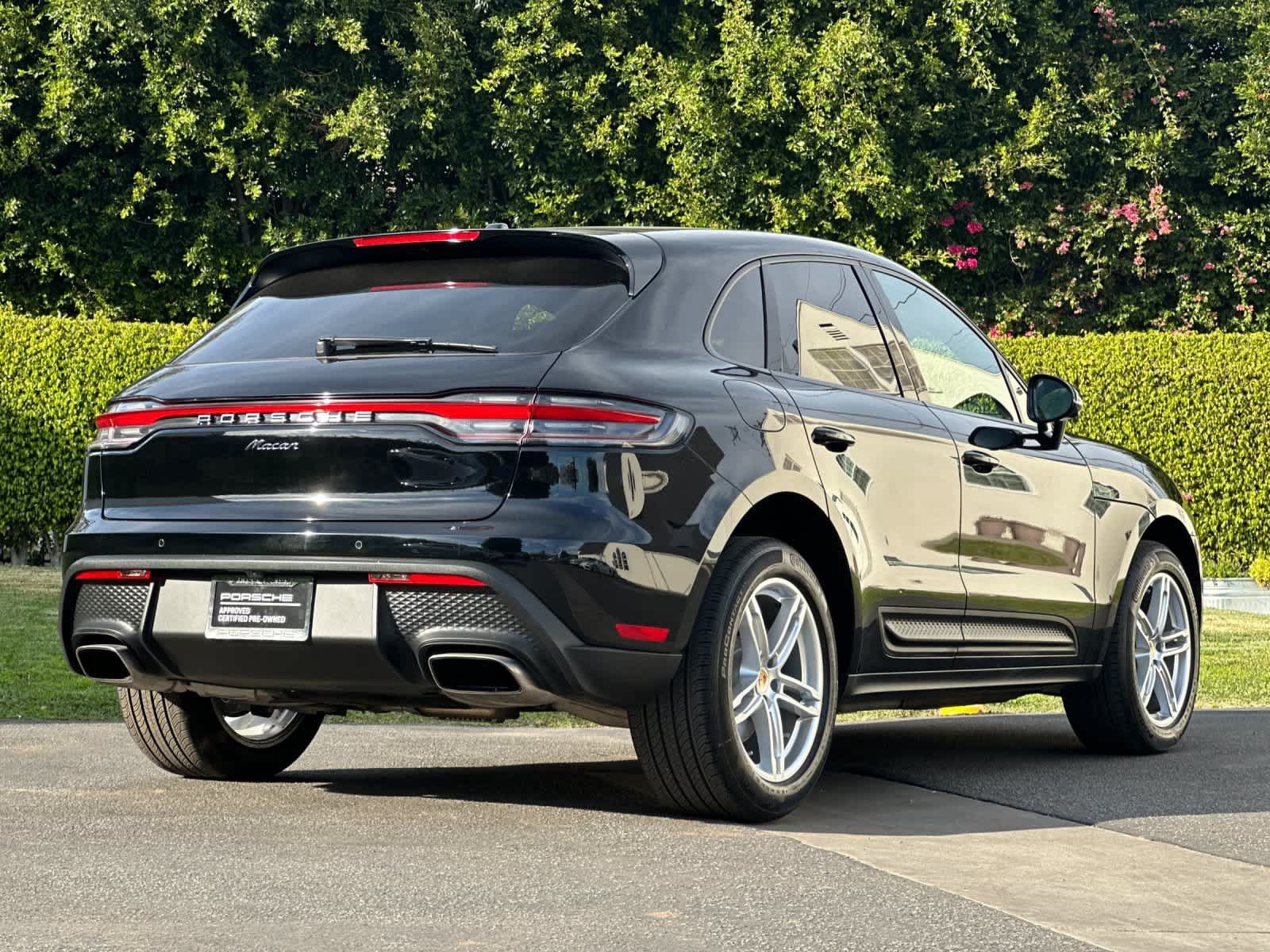 Used 2025 Porsche Macan AWD/4WD image 8