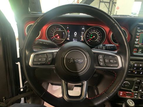 Used 2021 Jeep Wrangler Unlimited Rubicon AWD/4WD image 26