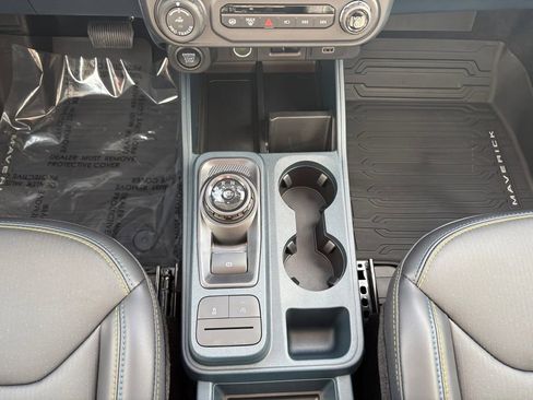 New 2026 Ford Maverick Lobo image 32