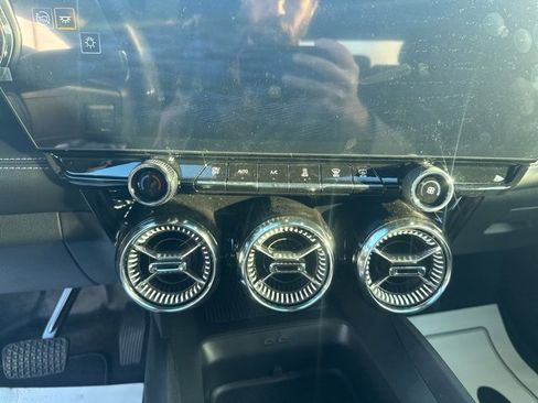 New 2026 Chevrolet Blazer EV LT image 25