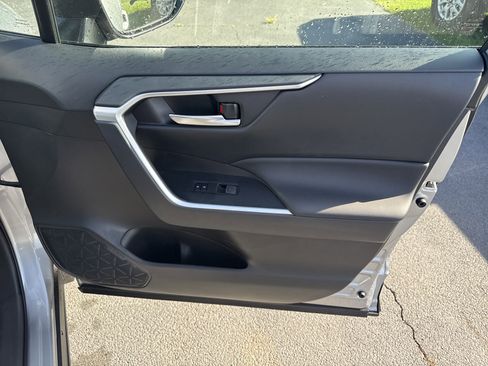 New 2025 Toyota RAV4 XLE Premium w/ Weather Package FWD image 38