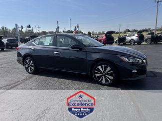 Used 2022 Nissan Altima 2.5 SL AWD/4WD video 1