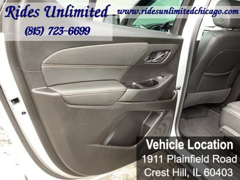 Used 2019 Chevrolet Traverse LT w/ LT Premium Package AWD/4WD image 26