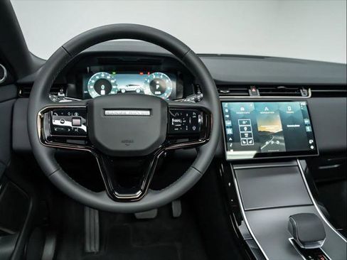 New 2026 Land Rover Range Rover Evoque S AWD/4WD image 19