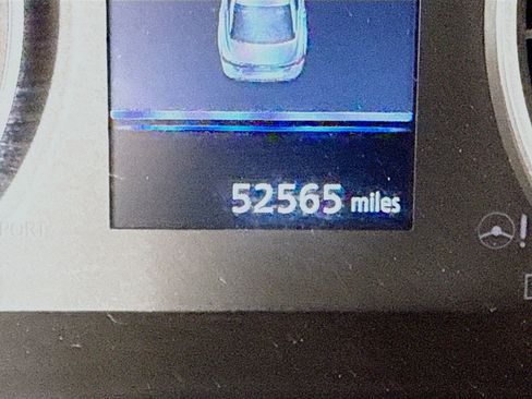 Used 2024 Nissan Sentra S image 16