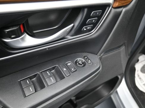 Used 2019 Honda CR-V EX-L image 11